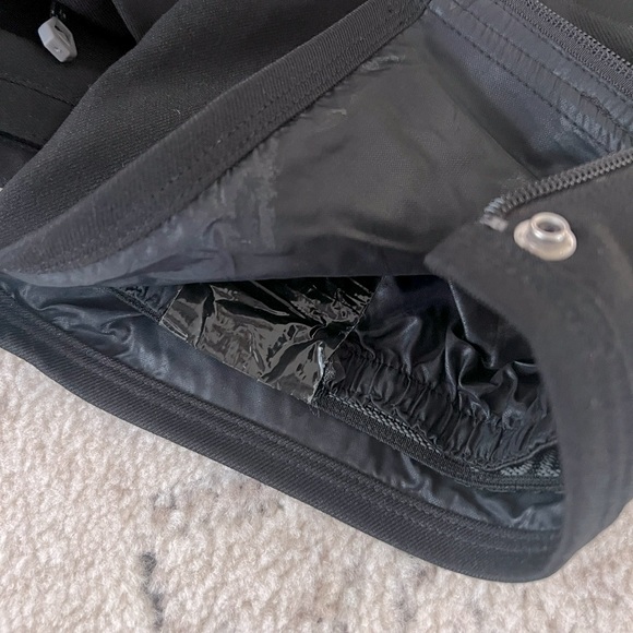 Womens Volcom Snowboarding pants - Picture 8 of 10